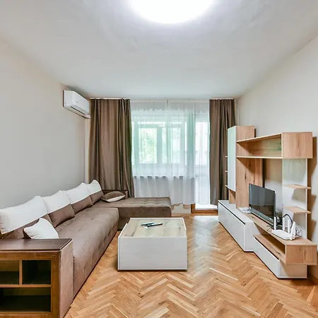 Location 2br - 6 Guests 公寓