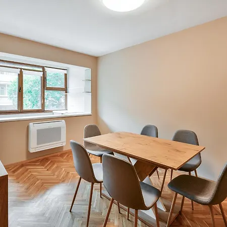 Location 2br - 6 Guests * Varna